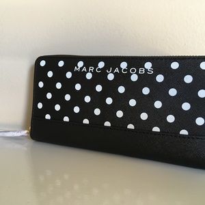 Marc Jacobs NWT POLKA DOT STANDARD WALLET